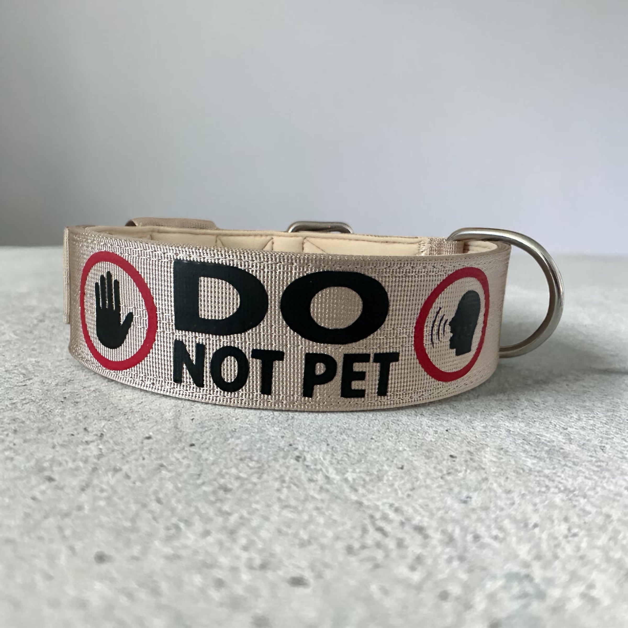 Basic Collar| heavy desert do not pet – Bully Bull Wear